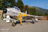 Der Papyrus Hunter sonnt sich an der Morgensonne Der Papyrus Hunter sonnt sich an der Morgensonne