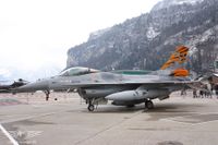 CRW_8040