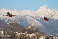 Start von zwei F-5 Tiger II vor der Kulisse Sions Start von zwei F-5 Tiger II vor der Kulisse Sions